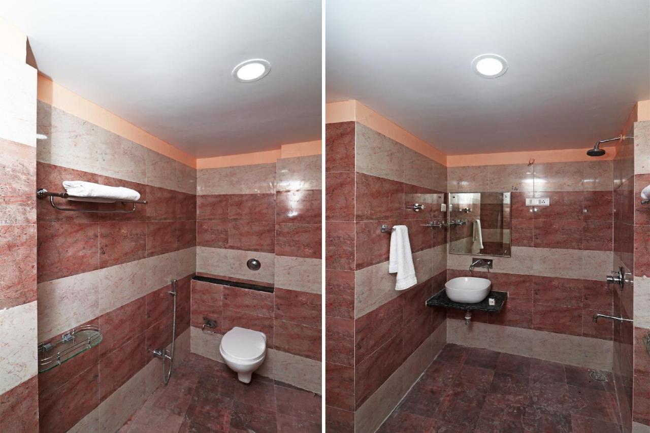Capital O Hotel Sapphire Inn Gorakhpur Εξωτερικό φωτογραφία
