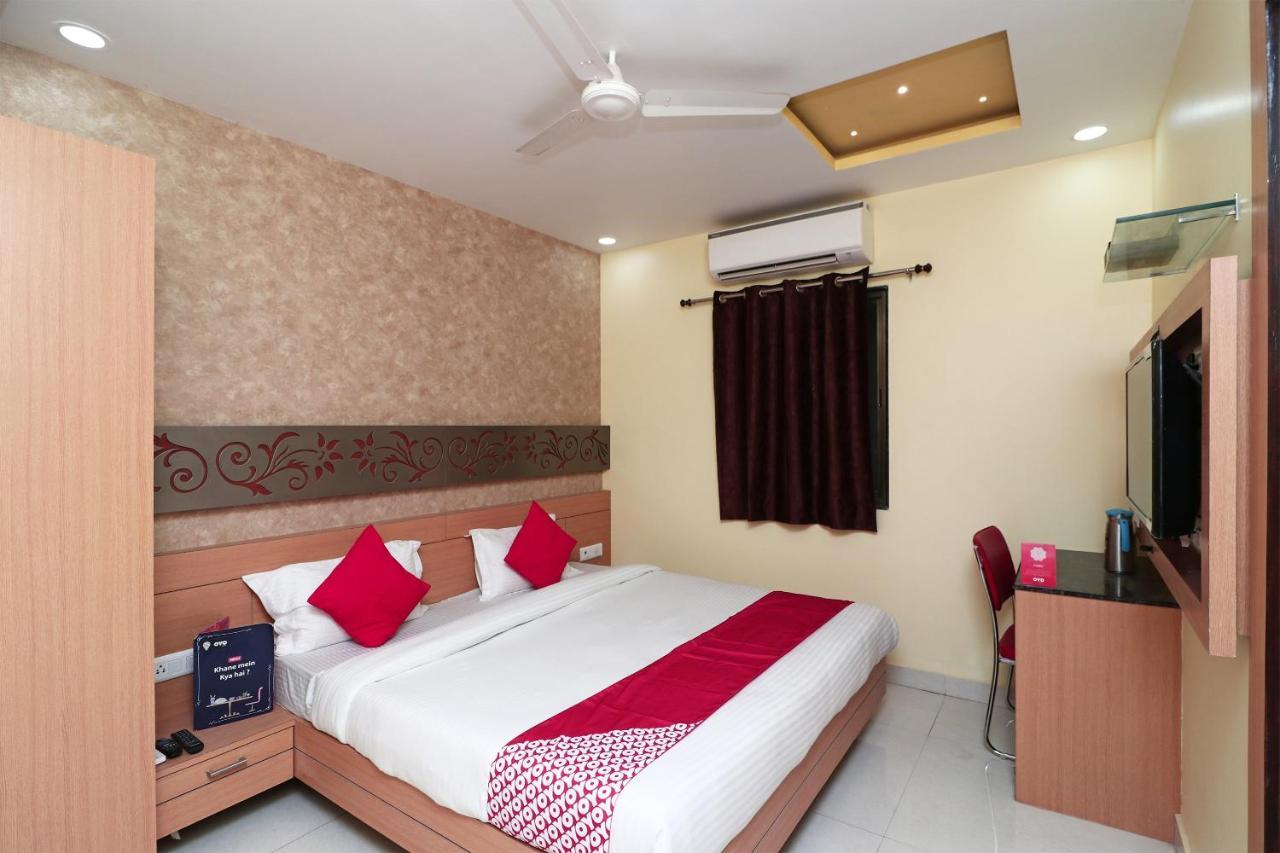 Capital O Hotel Sapphire Inn Gorakhpur Εξωτερικό φωτογραφία